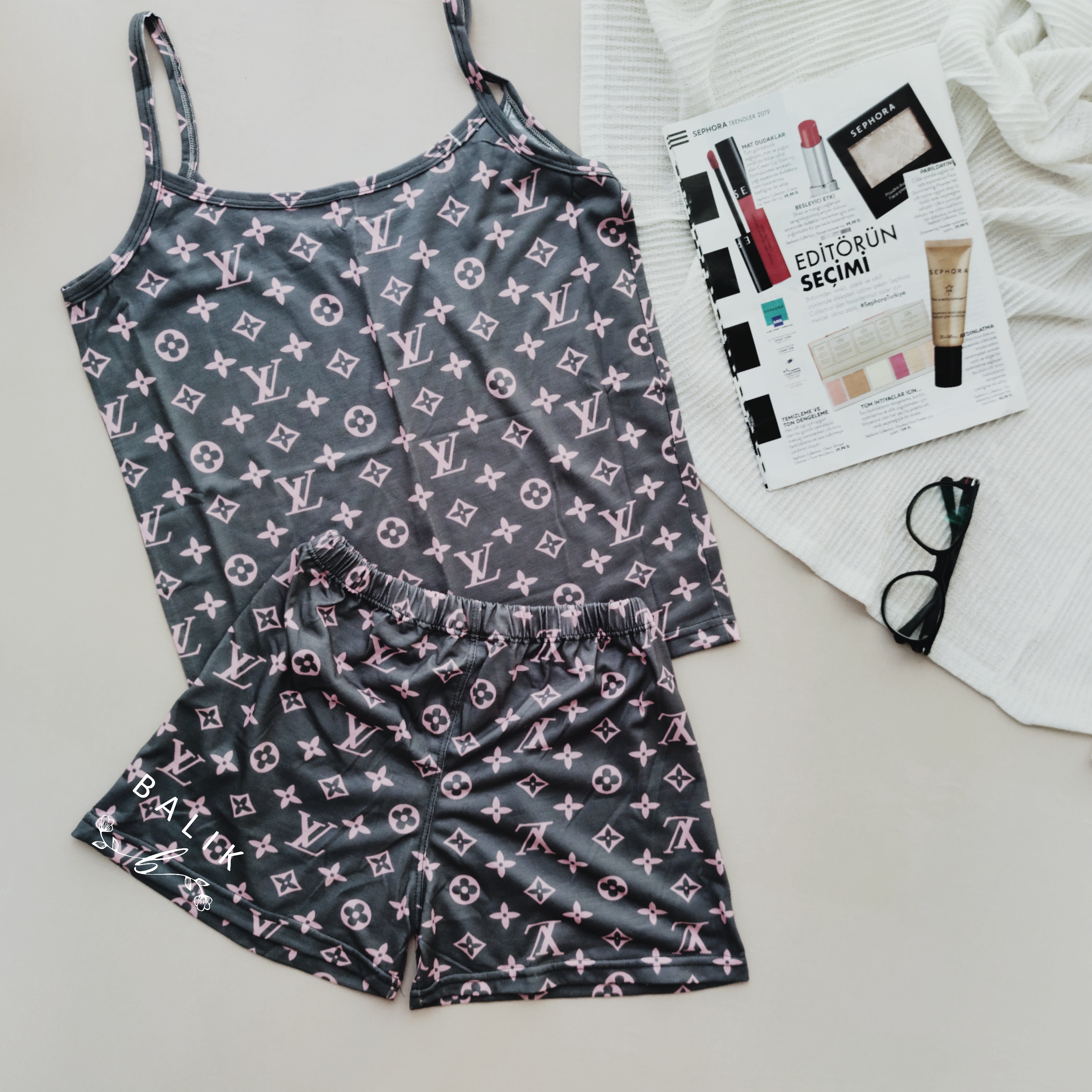 تاپ و شورتک زنانه نخی برند Lolita کد 305 LV